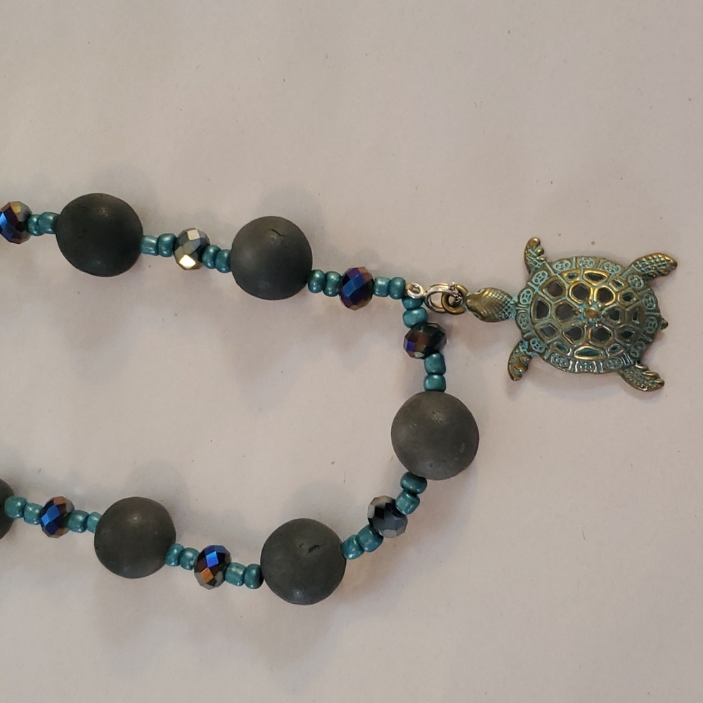 Hand Crafted Native American Turtle Necklace - image 2